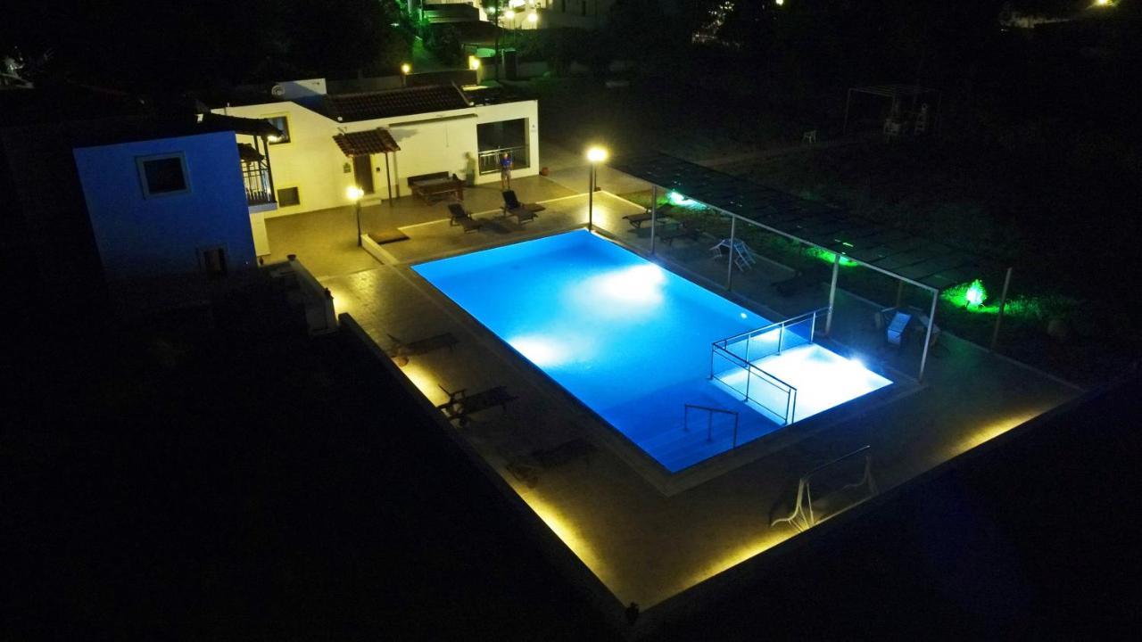 Parissis Eden Villas Skiathos ترولو المظهر الخارجي الصورة