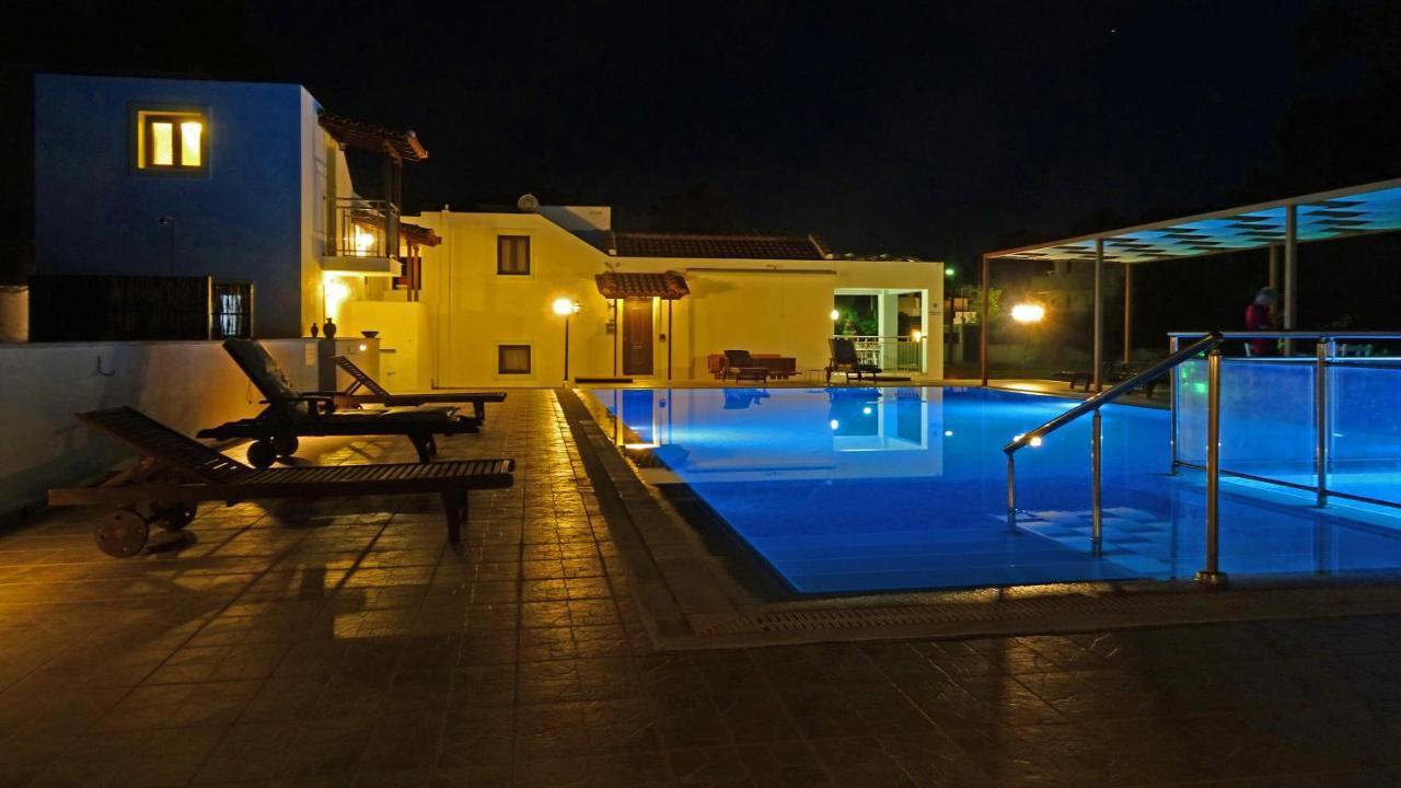 Parissis Eden Villas Skiathos ترولو المظهر الخارجي الصورة