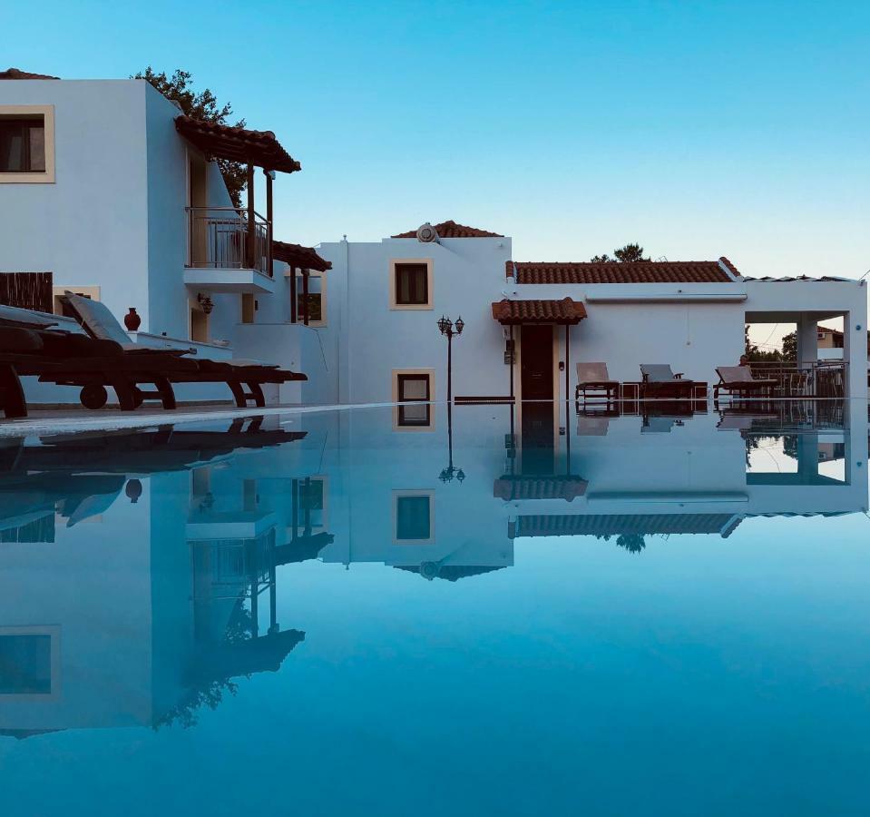 Parissis Eden Villas Skiathos ترولو المظهر الخارجي الصورة